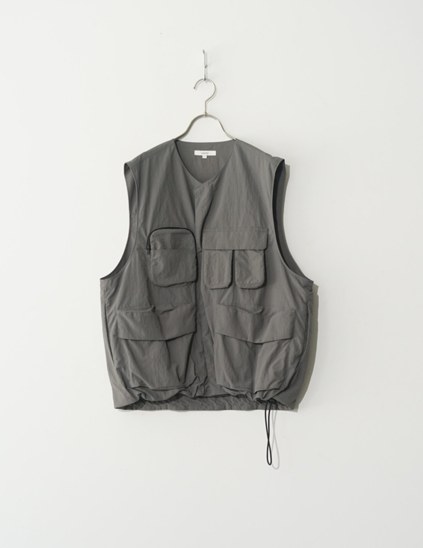 VEST – hideandseekStore