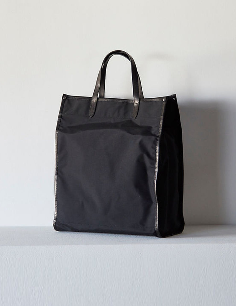 SO17 NOBLE SQUARE TOTE